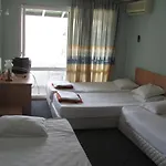 Hostel Papagal Warna