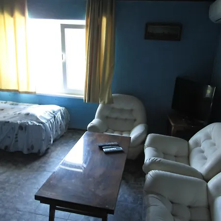 Papagal Albergue *