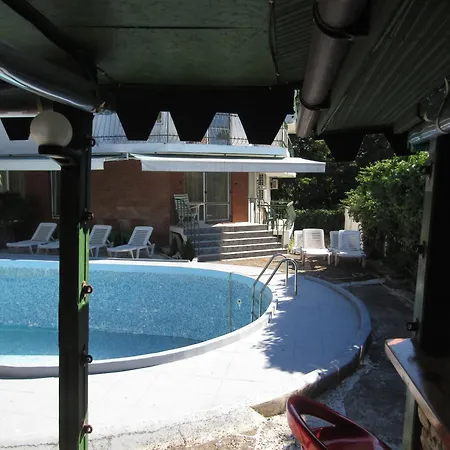 Albergue Papagal *