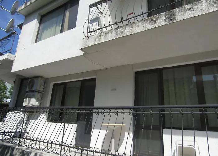 Hostel Papagal Βάρνα