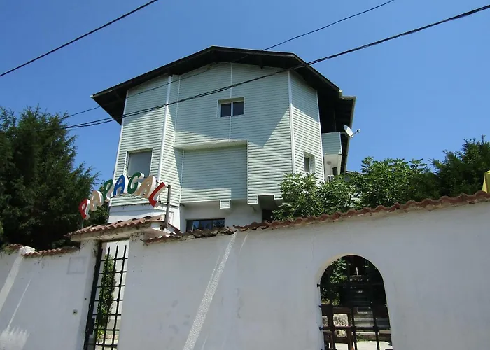 Hostel Papagal Βάρνα
