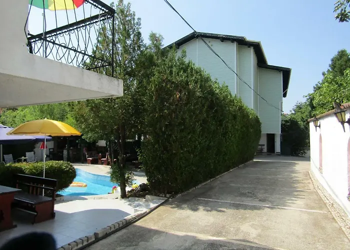 Hostel Papagal Βάρνα